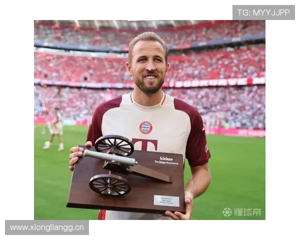 哈里·凯恩在热刺与拜仁的战术角色及体系权重对比分析